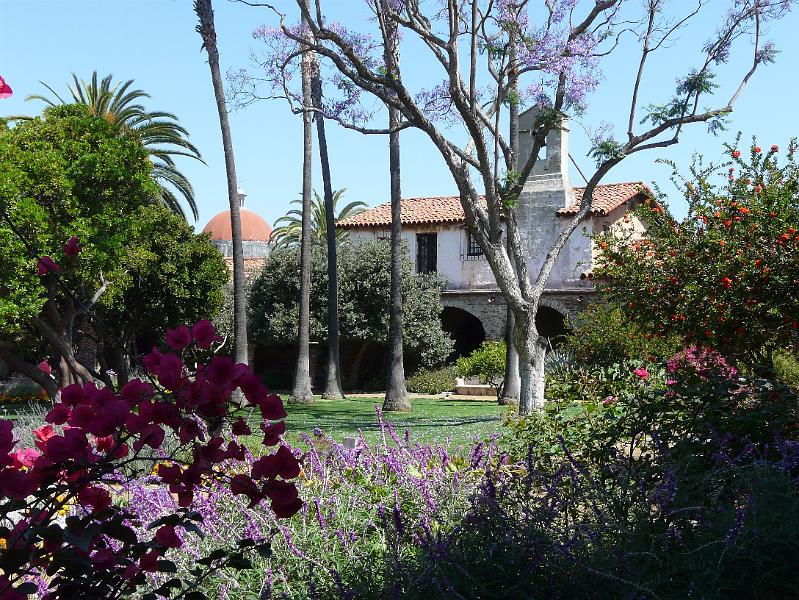 San Juan Capistrano Mission P1020092.jpg